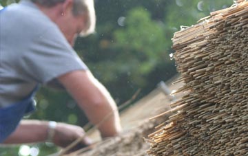 professional Ruighriabhach thatchers